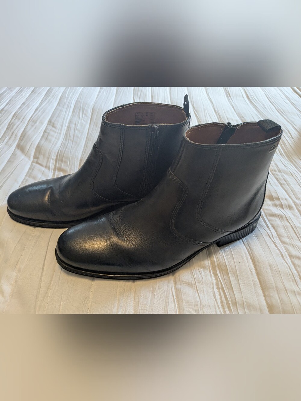 Men's Black Leather Boot with Inner Zip